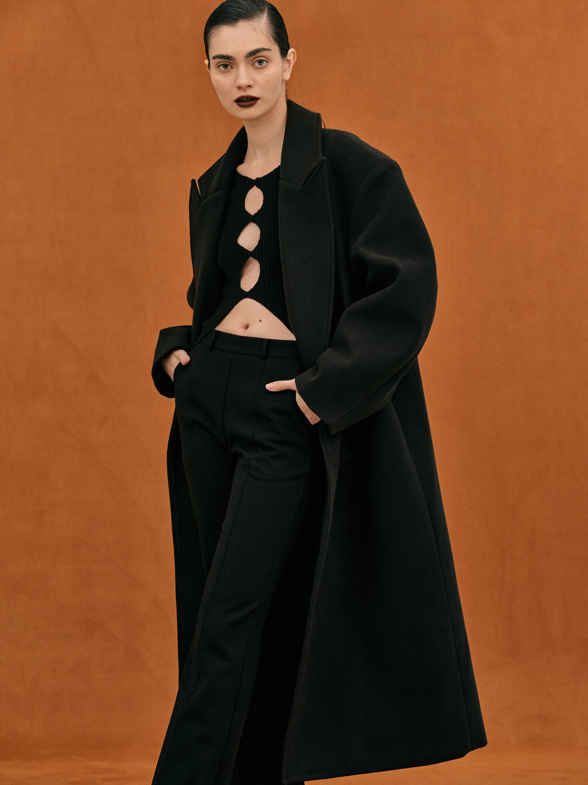 Reign | Oversized Wool Coat | Tailored Drama in Motion