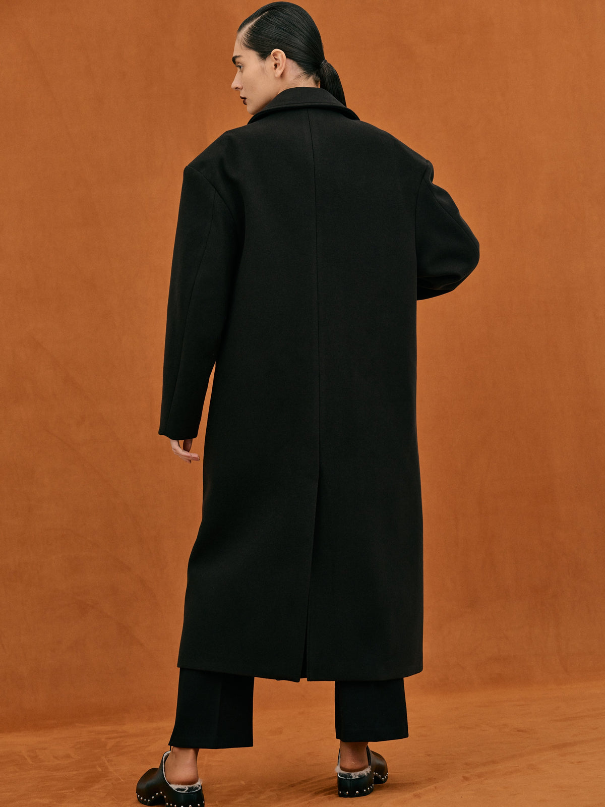 Reign | Oversized Wool Coat | Tailored Drama in Motion