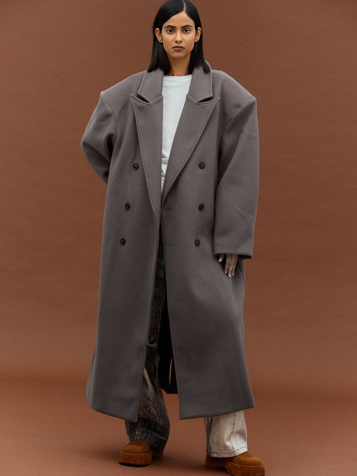 Reign | Oversized Wool Coat | Tailored Drama in Motion