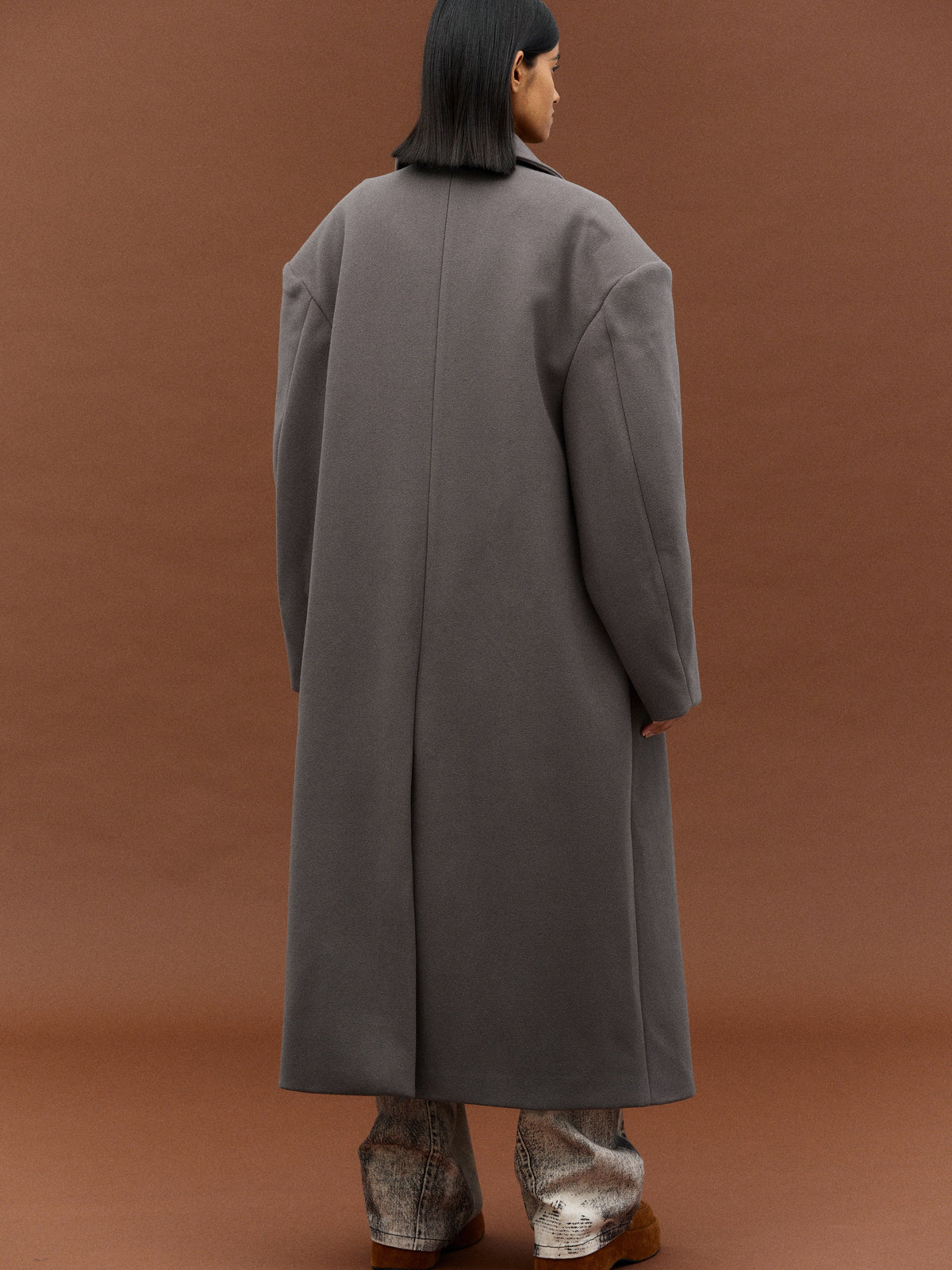 Reign | Oversized Wool Coat | Tailored Drama in Motion