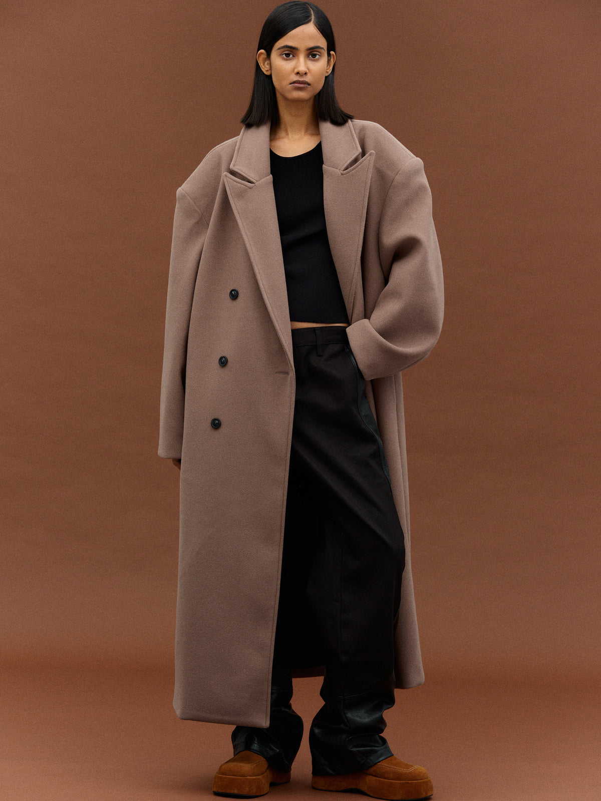 Reign | Oversized Wool Coat | Tailored Drama in Motion