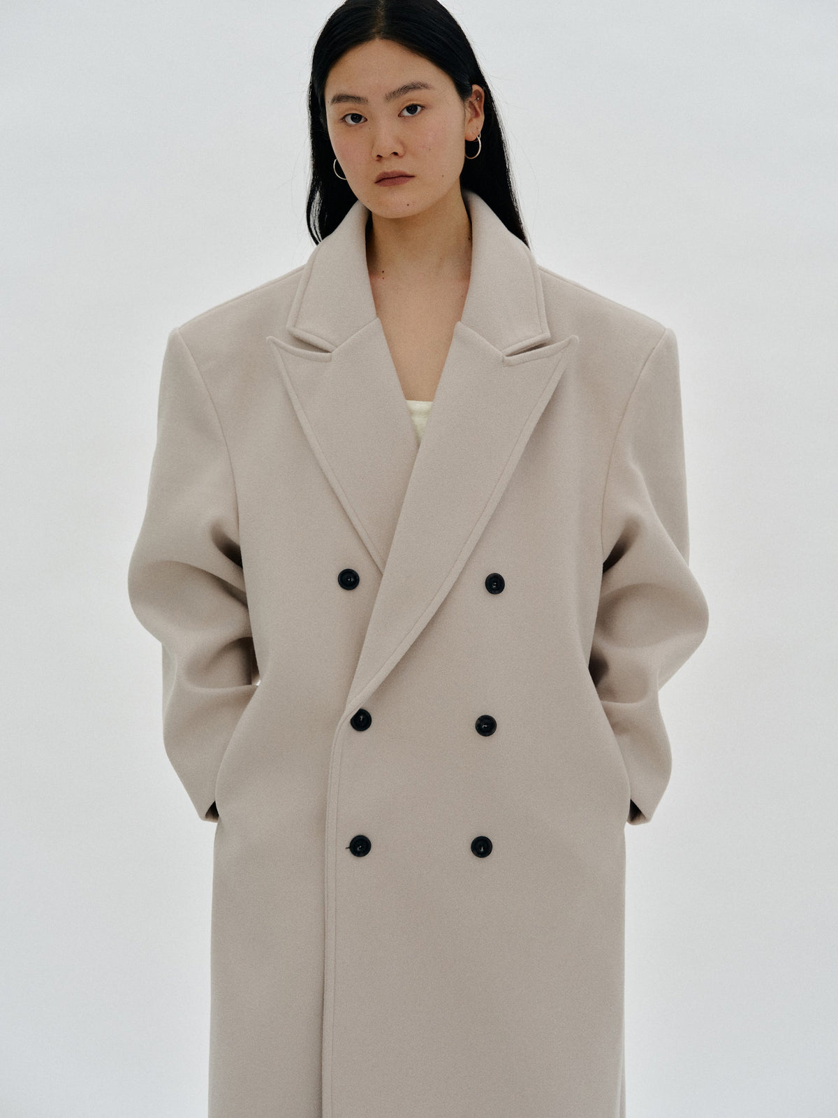 Reign | Oversized Wool Coat | Tailored Drama in Motion